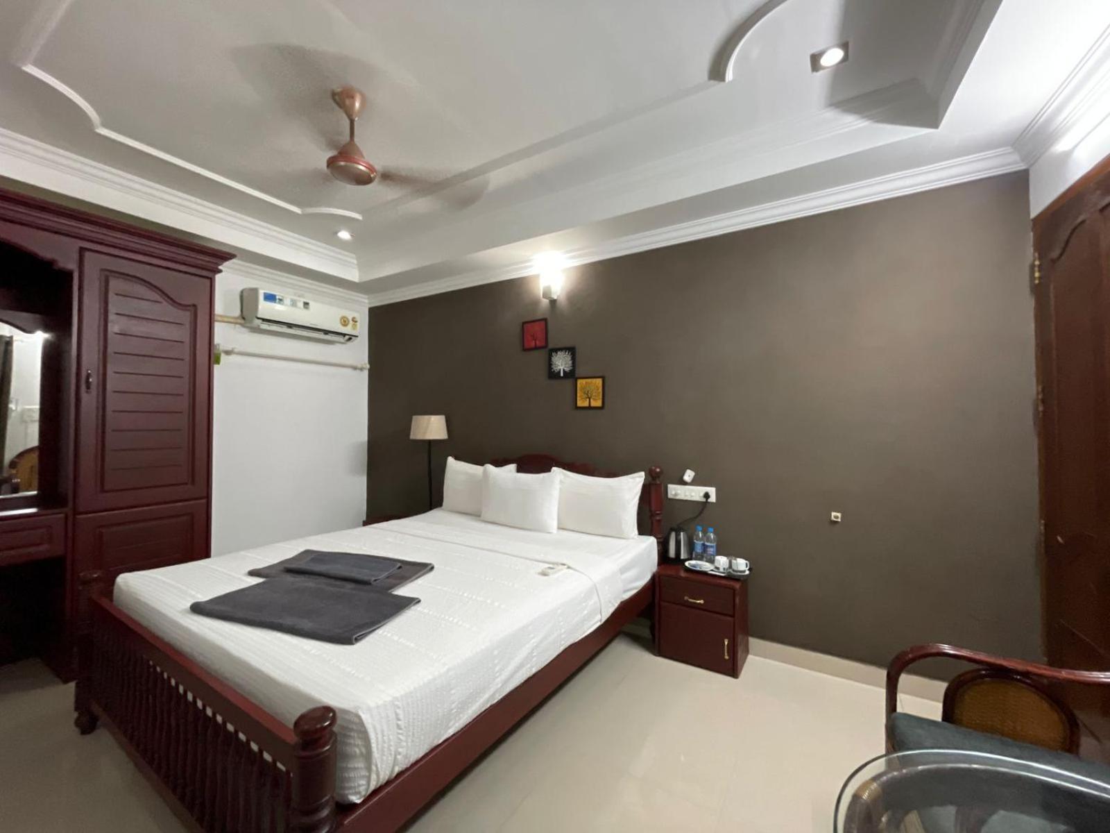 Banyan Tree Samudra Hotel Kovalam Exterior photo